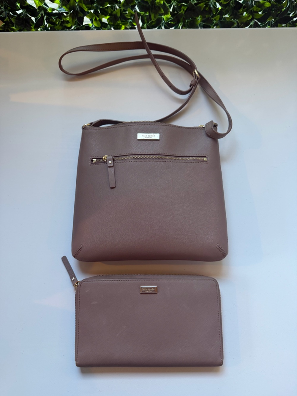 Kate Spade ♠️ Crossbody w/ Matching Wallet